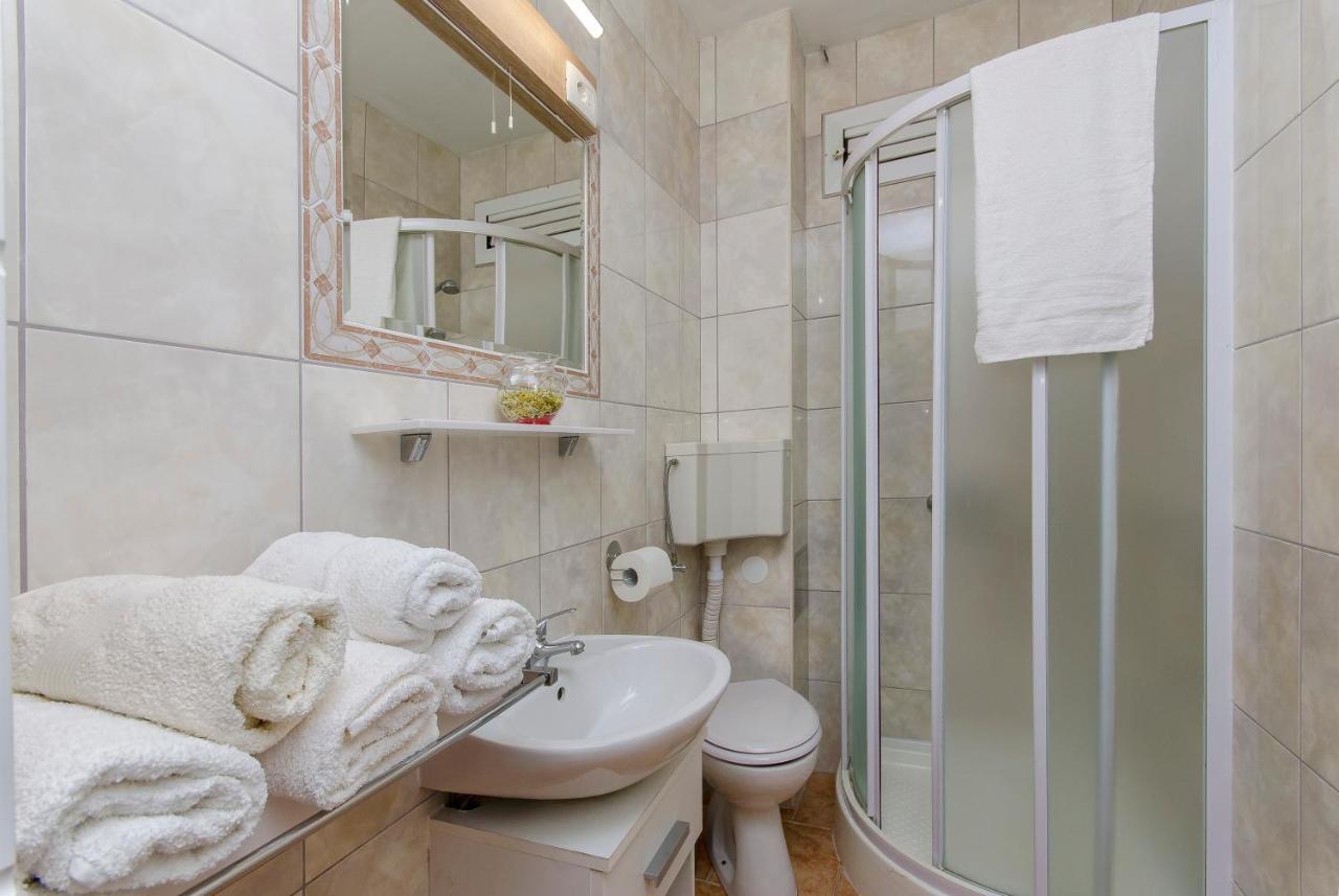 Fima Centar Stobrec Apartment Split Exterior foto