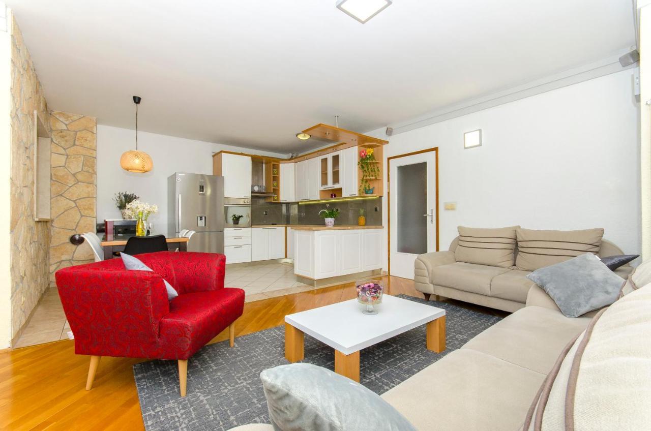 Fima Centar Stobrec Apartment Split Exterior foto